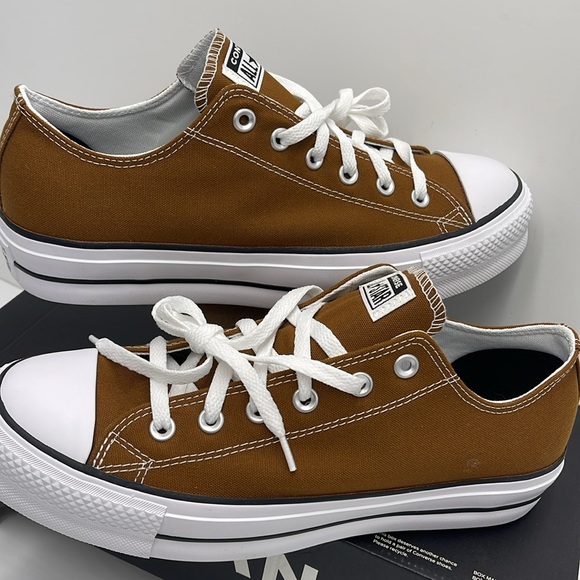 Converse Men’s CTAS LIFT OX
BRINDLE BROWN/WHITE/BLACK A09994C Platforms Sneakers - Picture 10 of 16